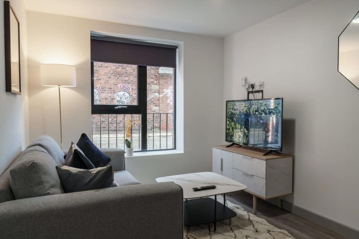 Contemporary 1 Bed Apartment In Liverpool Centre Экстерьер фото
